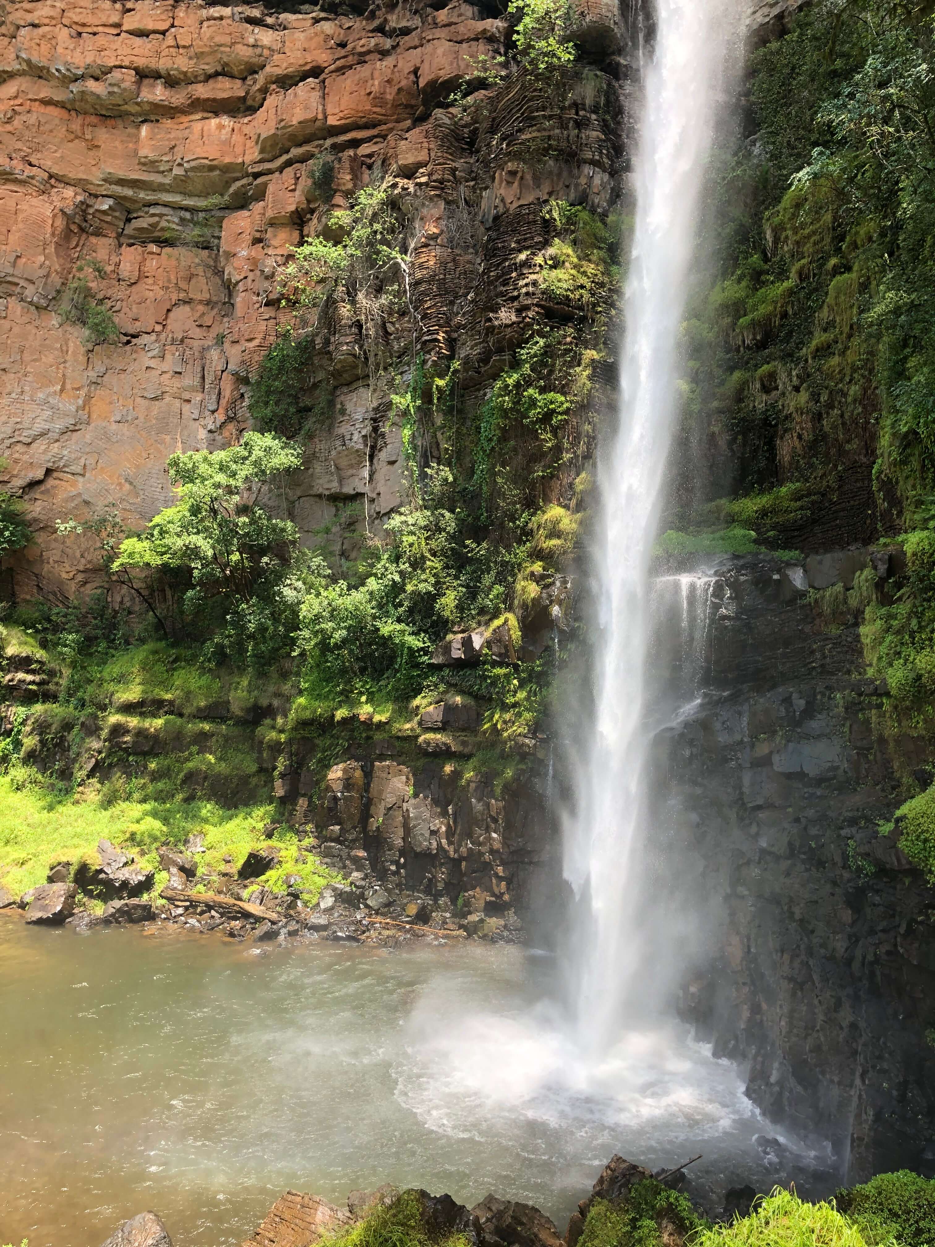 Lone Creek Falls